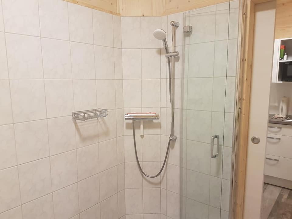 Gaestehaus Am Hahnenkamm Ройте Экстерьер фото