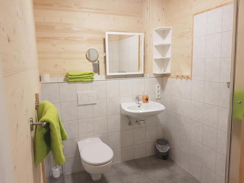 Gaestehaus Am Hahnenkamm Ройте Экстерьер фото
